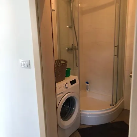 Apartament Sesil A Poljica -marina- Trogir - Dalmatie, Croatie 200m De La Marina